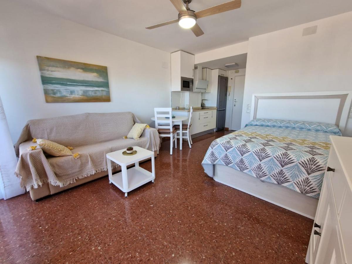 Apartamento Sereva Plazamar Torre Del Mar Exterior foto